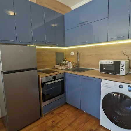 Sapphire Mountain 1 Апартаменти