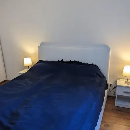 Апартаменти Sapphire Mountain 1 *